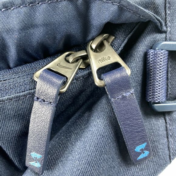 Stash X Nike Tech Large Crossbody Fanny Pack Bag - Picture 8 of 8